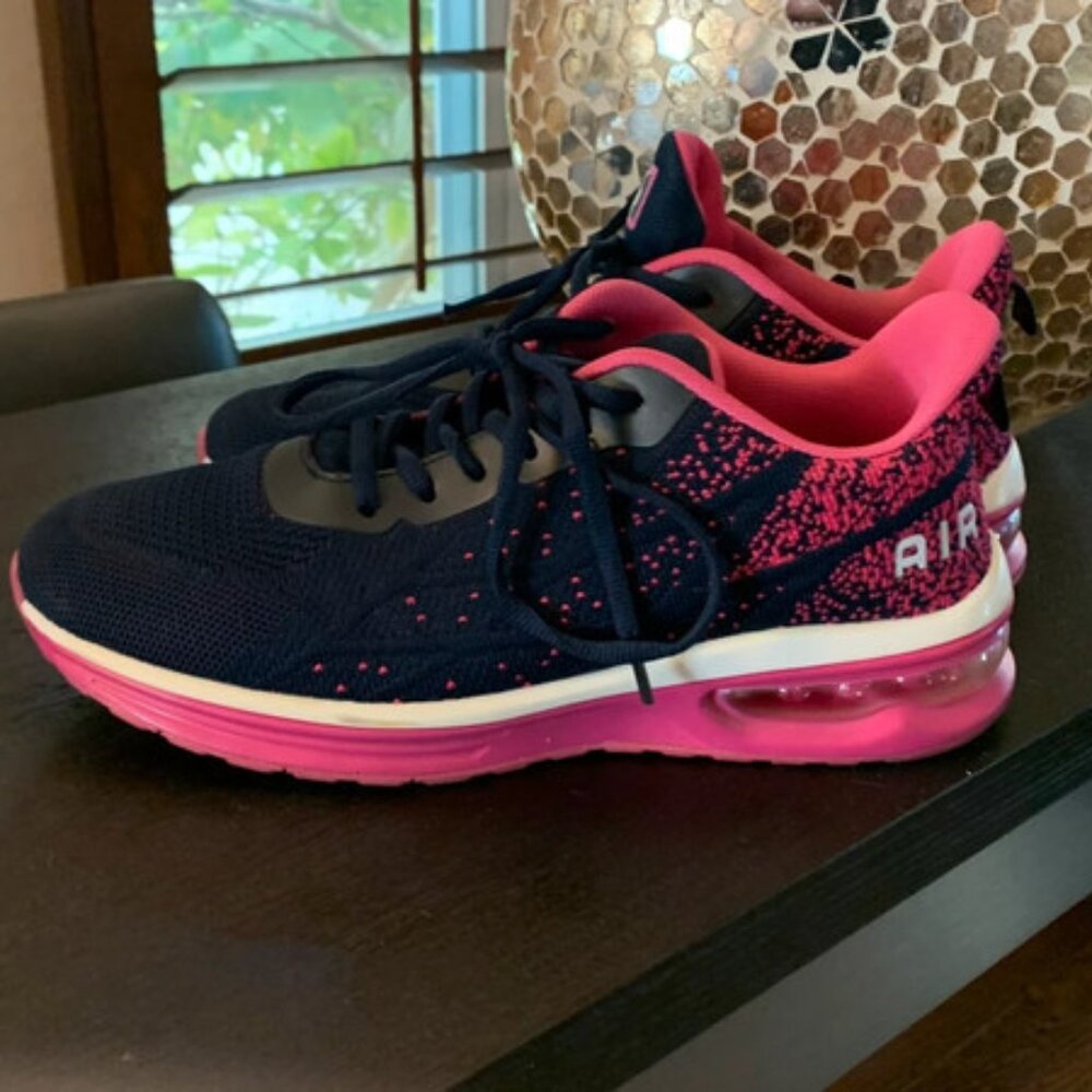 Running shoes 8.5